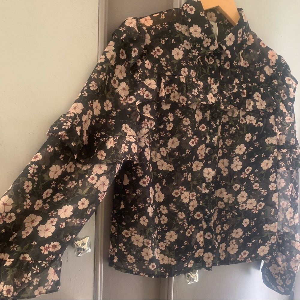Floral Ruffle Sheer Blouse - Picture 3 of 7